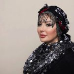 سادگی دلنشین نیوشا ضیغمی در جشن تولدش!