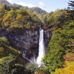 آبشار کگون: شکوه طبیعت در دل کوه‌های نیکو