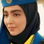 موتورسواری دختر نقی معمولی در کنار همسرش!