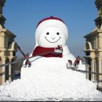 بزرگ‌ترین آدم برفی سال 2025 در چین ساخته شد [تماشا کنید]